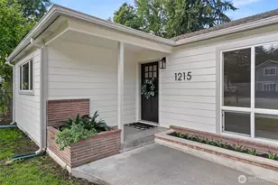 1215 Hall St SE, Lacey, WA 98503 - Photo 4