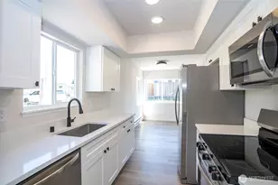 3574 S Crandall Ln, Tacoma, WA 98418 - Photo 6