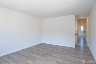 3574 S Crandall Ln, Tacoma, WA 98418 - Photo 16