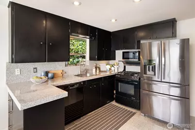 1302 Lakeside Avenue S, Seattle, WA 98144 - Photo 16
