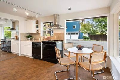 1302 Lakeside Avenue S, Seattle, WA 98144 - Photo 24
