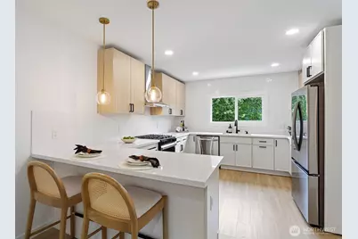 2020 33rd Avenue S, Seattle, WA 98144 - Photo 10