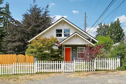 811 S 88th Street, Tacoma, WA 98444 - Photo 1