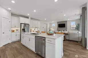 6011 Thornhill Ave SW, Port Orchard, WA 98367 - Photo 10