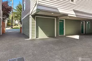 2637 A NW 57th St, Seattle, WA 98107 - Photo 2