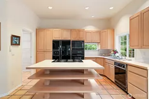 641 E Lakeshore Dr, Allyn, WA 98524 - Photo 12