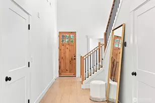 9937 Barnes Ln S, Tacoma, WA 98444 - Photo 2