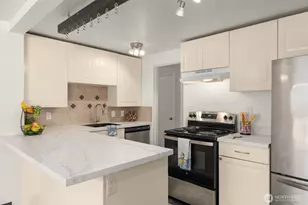 11214 Cornell Ave S, Seattle, WA 98178 - Photo 16
