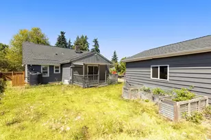 11214 Cornell Ave S, Seattle, WA 98178 - Photo 28