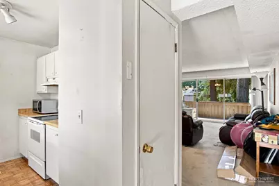 4801 180th Street SW #B205, Lynnwood, WA 98037 - Photo 6