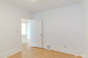 2540 11th Ave W, Seattle, WA 98119 - Photo 22