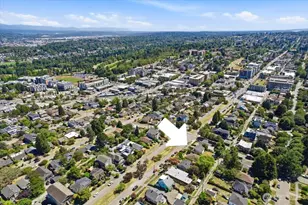 4153 39th Ave SW, Seattle, WA 98116 - Photo 24