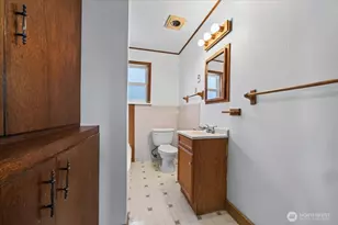 4153 39th Ave SW, Seattle, WA 98116 - Photo 10