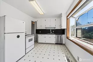 4153 39th Ave SW, Seattle, WA 98116 - Photo 8