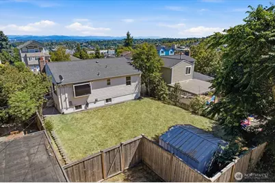 4153 39th Avenue SW, Seattle, WA 98116 - Photo 36