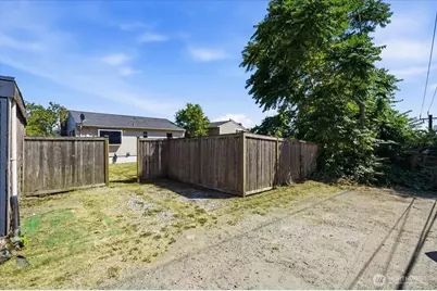 4153 39th Avenue SW, Seattle, WA 98116 - Photo 32