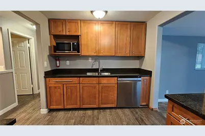 12828 111th Avenue NE, Kirkland, WA 98034 - Photo 8