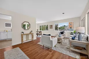 4042 5th Ave NE, Seattle, WA 98105 - Photo 6