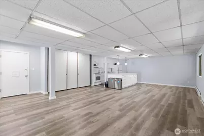 13265 15th Avenue NE #B10, Seattle, WA 98125 - Photo 32