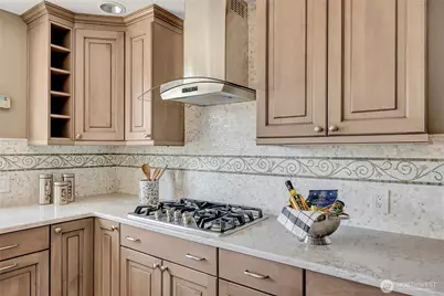 8601 54th Place W, Mukilteo, WA 98275 - Photo 14
