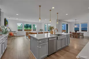 27066 Smt Pk Wy SE, Maple Valley, WA 98038 - Photo 12
