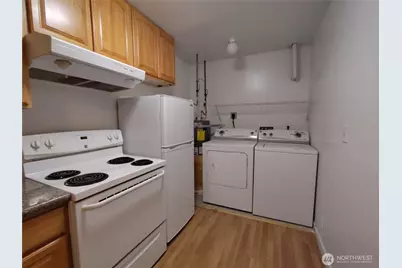 737 N 184th Street #B, Shoreline, WA 98133 - Photo 16