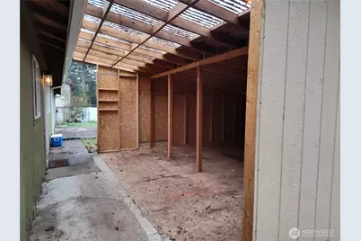 737 N 184th Street #B, Shoreline, WA 98133 - Photo 6