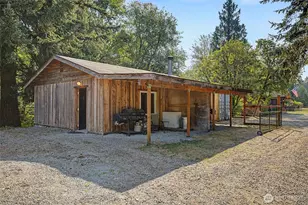 19829 Sill Rd, Arlington, WA 98223 - Photo 10