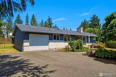 105 161st Street SE, Bothell, WA 98012 - Photo 2