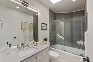 9039 NE Juanita Dr, Kirkland, WA 98034 - Photo 28