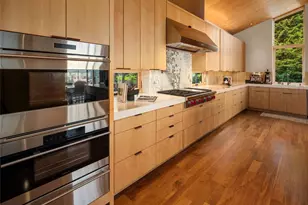 1215 Warren Ave N, Seattle, WA 98109 - Photo 16