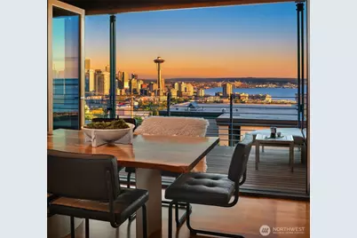 1215 Warren Avenue N, Seattle, WA 98109 - Photo 2