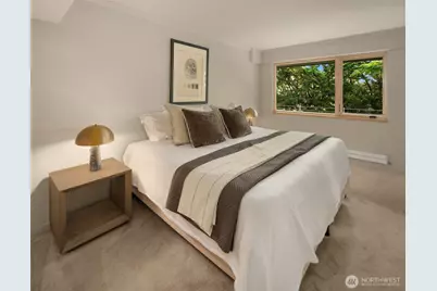 1215 Warren Avenue N, Seattle, WA 98109 - Photo 36