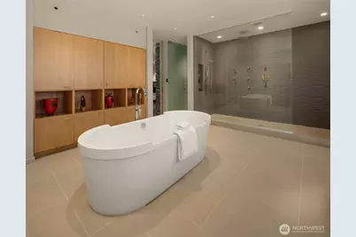 1215 Warren Avenue N, Seattle, WA 98109 - Photo 28