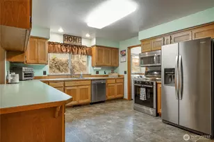 443 Rainbow Dr, Sedro Woolley, WA 98284 - Photo 12