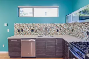 4146 25th Ave SW, Seattle, WA 98106 - Photo 4