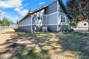 26318 SE 428th St, Enumclaw, WA 98022 - Photo 22