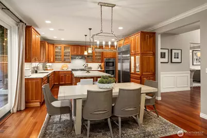 12033 NE 70th Street, Kirkland, WA 98033 - Photo 12