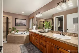 12033 NE 70th St, Kirkland, WA 98033 - Photo 30