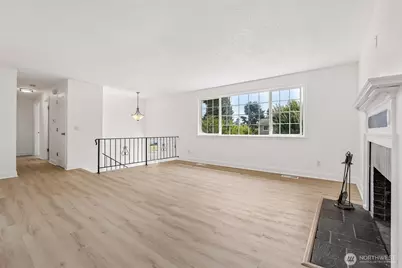 4605 224th Place SW, Mountlake Terrace, WA 98043 - Photo 4