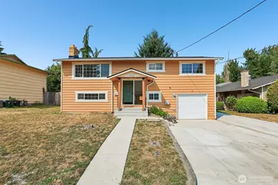 4605 224th Place SW, Mountlake Terrace, WA 98043 - Photo 1