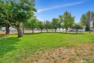 813 S Adams Avenue, Warden, WA 98857 - Photo 20