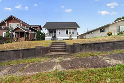 1019 Duryea Street, Raymond, WA 98577 - Photo 2