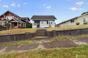 1019 Duryea St, Raymond, WA 98577 - Photo 2