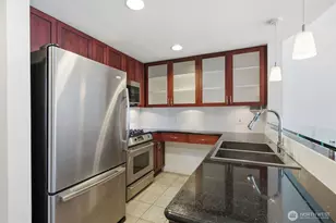 2929 1st Ave, Seattle, WA 98121 - Photo 38