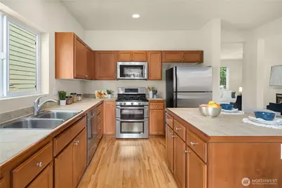 16121 167th Avenue SE, Renton, WA 98058 - Photo 6