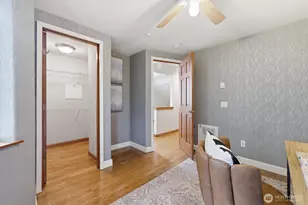 6825 Weedin Pl NE, Seattle, WA 98115 - Photo 16