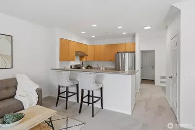 5001 Davis Place S #E, Renton, WA 98055 - Photo 4