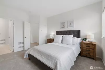 5001 Davis Place S #E, Renton, WA 98055 - Photo 18
