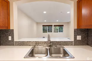 13367 Ambaum Blvd SW, Burien, WA 98146 - Photo 12